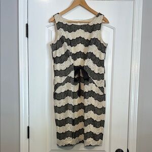 ⚫️ Eva Mendes Black & Cream Lace Sleeveless Dress Women's Size 8